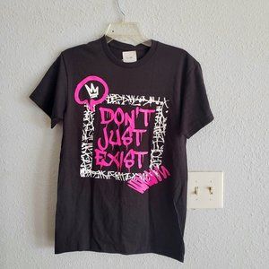 New Faded Black graphic print t-shirt size S, short sleeve in black & pink